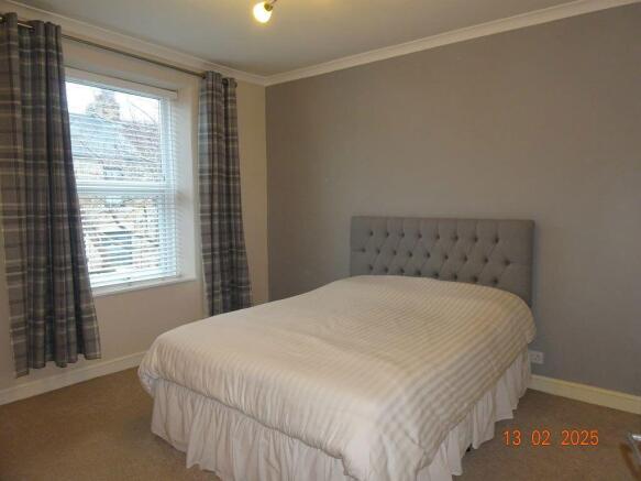 2 bed Terraced to rent Image 9