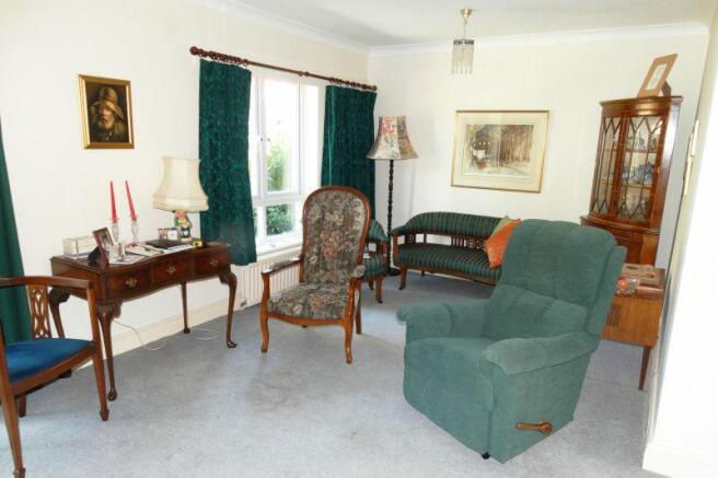SITTING ROOM