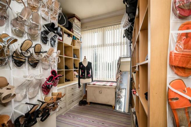 Walk in Wardrobe