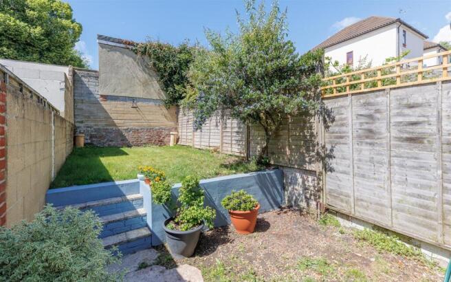 Secluded rear garden