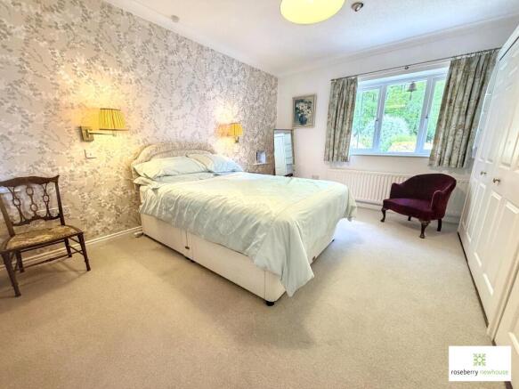 3 bed Bungalow for sale Image 8