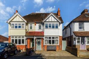 6, Cholmley Road, Thames Ditton KT7 0XT
