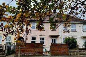 4, Dickens Road, Gravesend DA12 2JY