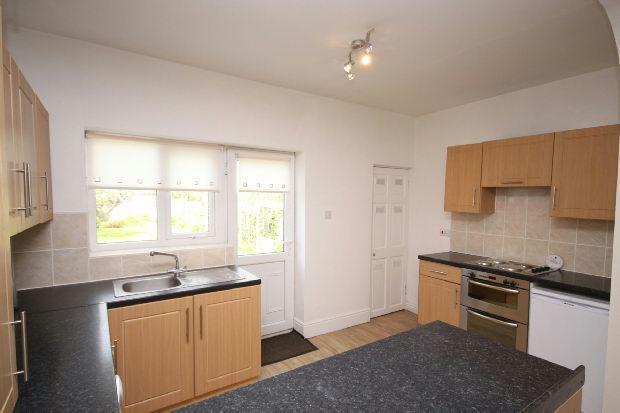 Sitting Room/Kitchen