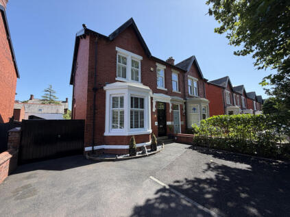 Elms Avenue, Lytham St. Annes, FY8