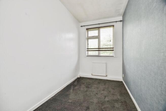 3 bed Terraced for sale Image 10