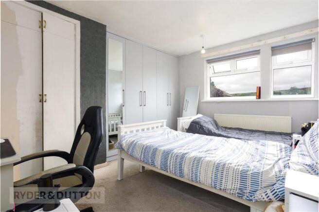 3 bed Semi-Detached for sale Image 10