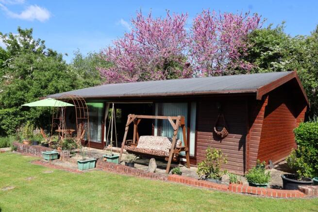POOL HOUSE