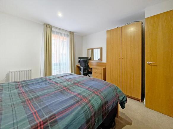1 bed Apartment to rent Image 8