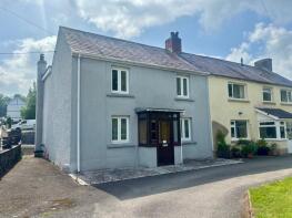 1, Clarence House, Cwrtnewydd SA40 9YN