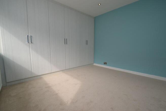 2 bed Semi-Detached Bungalow for sale Image 11
