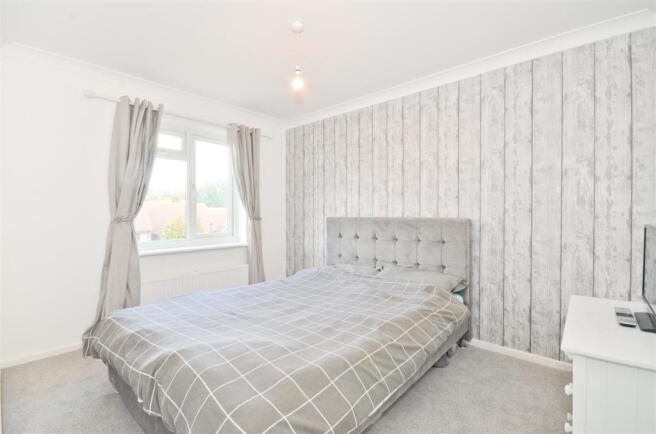 Bedroom 1.JPG
