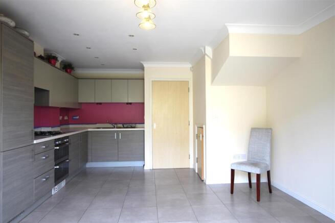 Kitchen 1.JPG