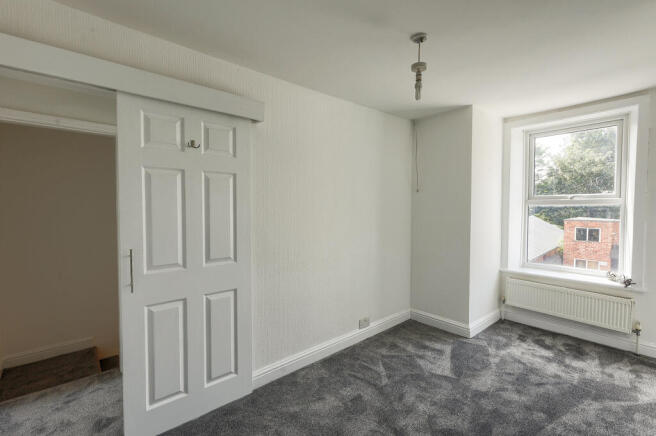1 bed Terraced to rent Image 9