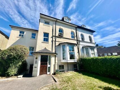Alexandra Road, Farnborough, Hampshire, GU14