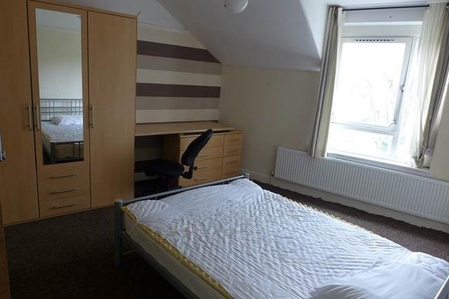 bedroom photo.jpg