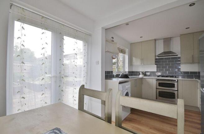 Kitchen/Dining...