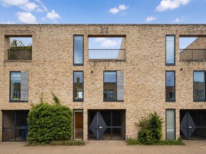 Henslow Mews, Cambridge