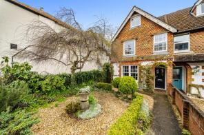 1, The Pines, Headley Road, Grayshott, Hindhead GU26 6LD