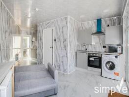 101, Silverdale Gardens, Hayes UB3 3LW