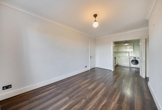 1405958-8-6979e61...