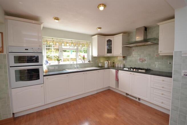 Kitchen-Diner 2.JPG