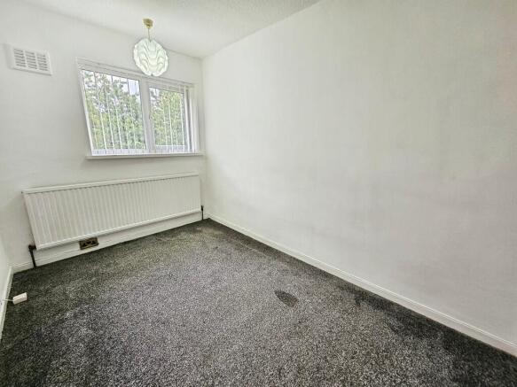 4 bed Terraced to rent Image 12
