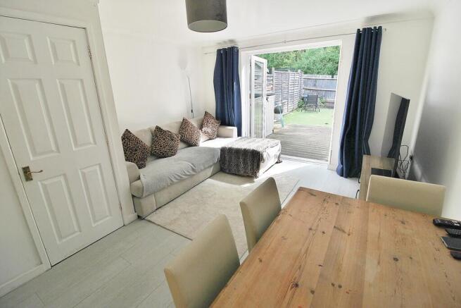 Merlin Close, Cowplain photo 4
