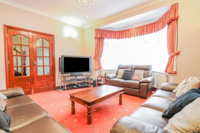 Lounge / Dining Room