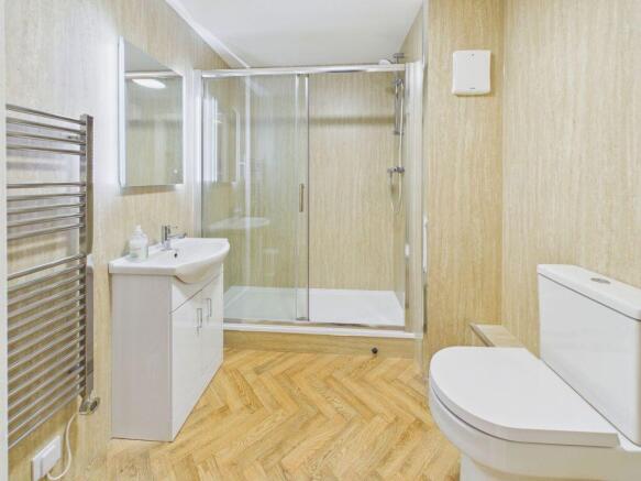 1 bed Apartment for sale Image 6
