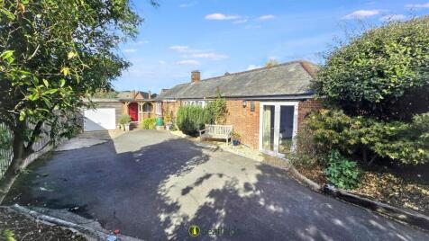 Fishbourne Lane, Fishbourne, PO33 4EX