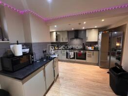 11, Brudenell Avenue, Hyde Park, Leeds LS6 1HD