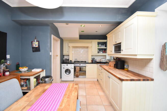 Norlands Lane, Widnes WA8 5AT photo 5