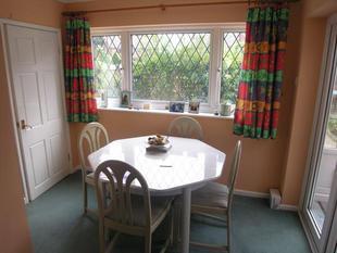 DINING ROOM: