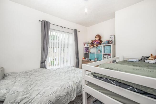 2 bed Terraced for sale Image 8