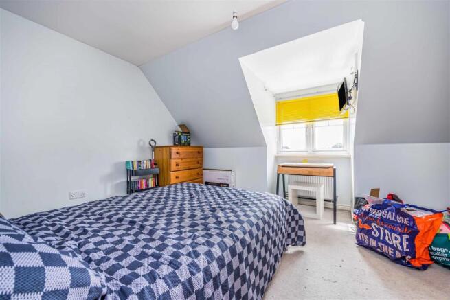 7 Baxendale Road, Chichester-Small-PorticoMarketin