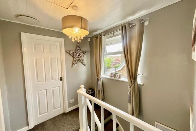 3 bed Semi-Detached for sale Image 11