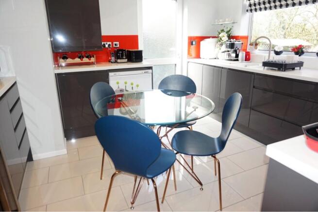 Kitchen / Breakfast