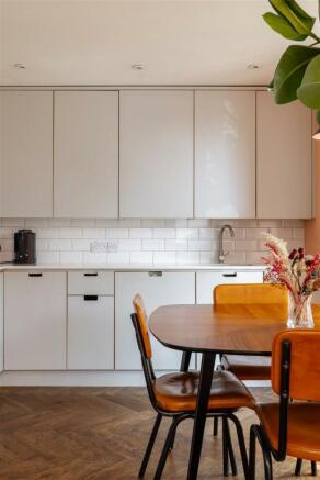 Huxley Road E10