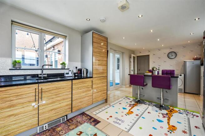 sketch_Ph11_5763395.jpg