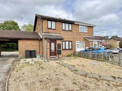 Gorse Lane, Upton