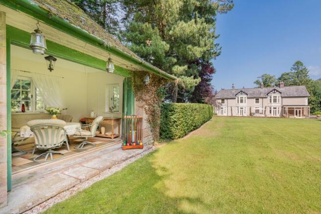 Garden, The Burrells