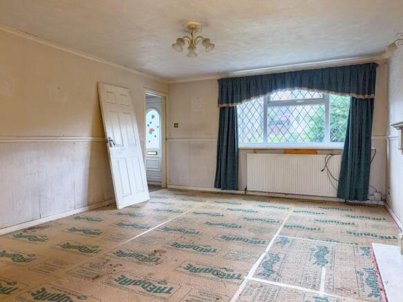 Birch Close, Clifton, HD6 1XB photo 5