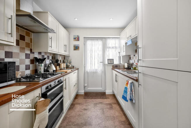 Avenue Road, Sandown, Isle of Wight photo 5