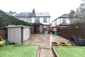 11, Park Avenue, Castleford WF10 4JU