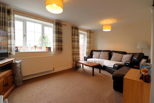 3 bed Semi-Detached for sale Image 7
