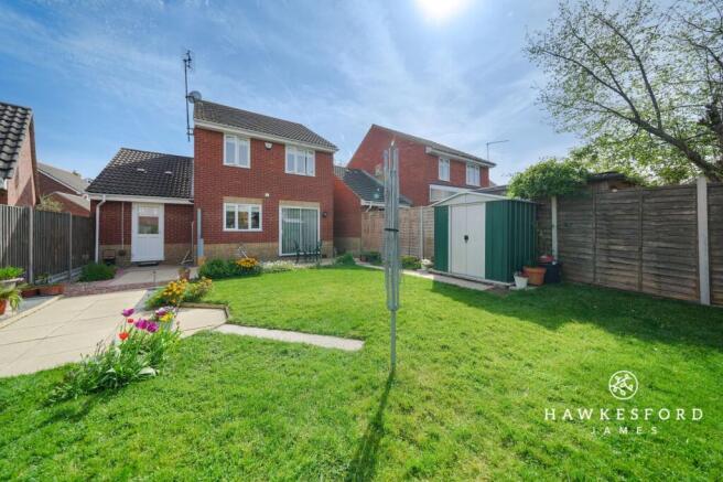 Helen Thompson Close, Iwade - Garden