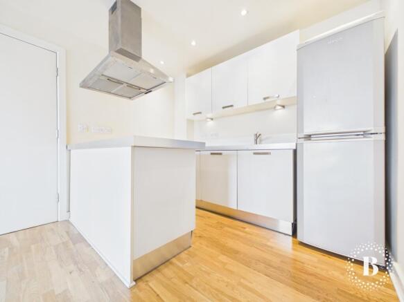 1 bed Apartment to rent Image 7