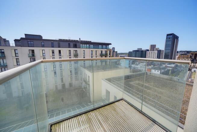 Hayes Apartments, The Hayes, Cathays, Cardiff photo 4