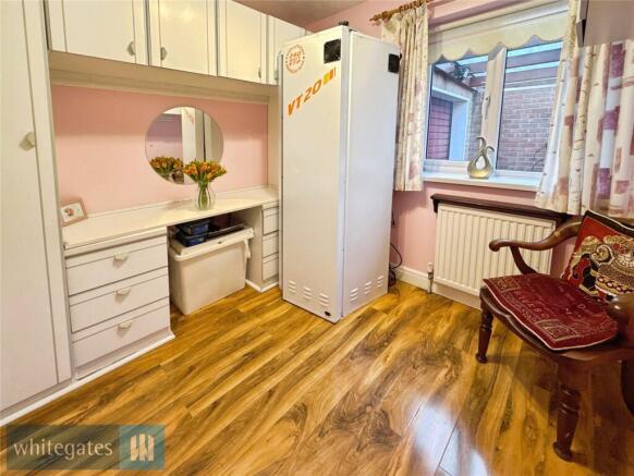 3 bed Bungalow for sale Image 9